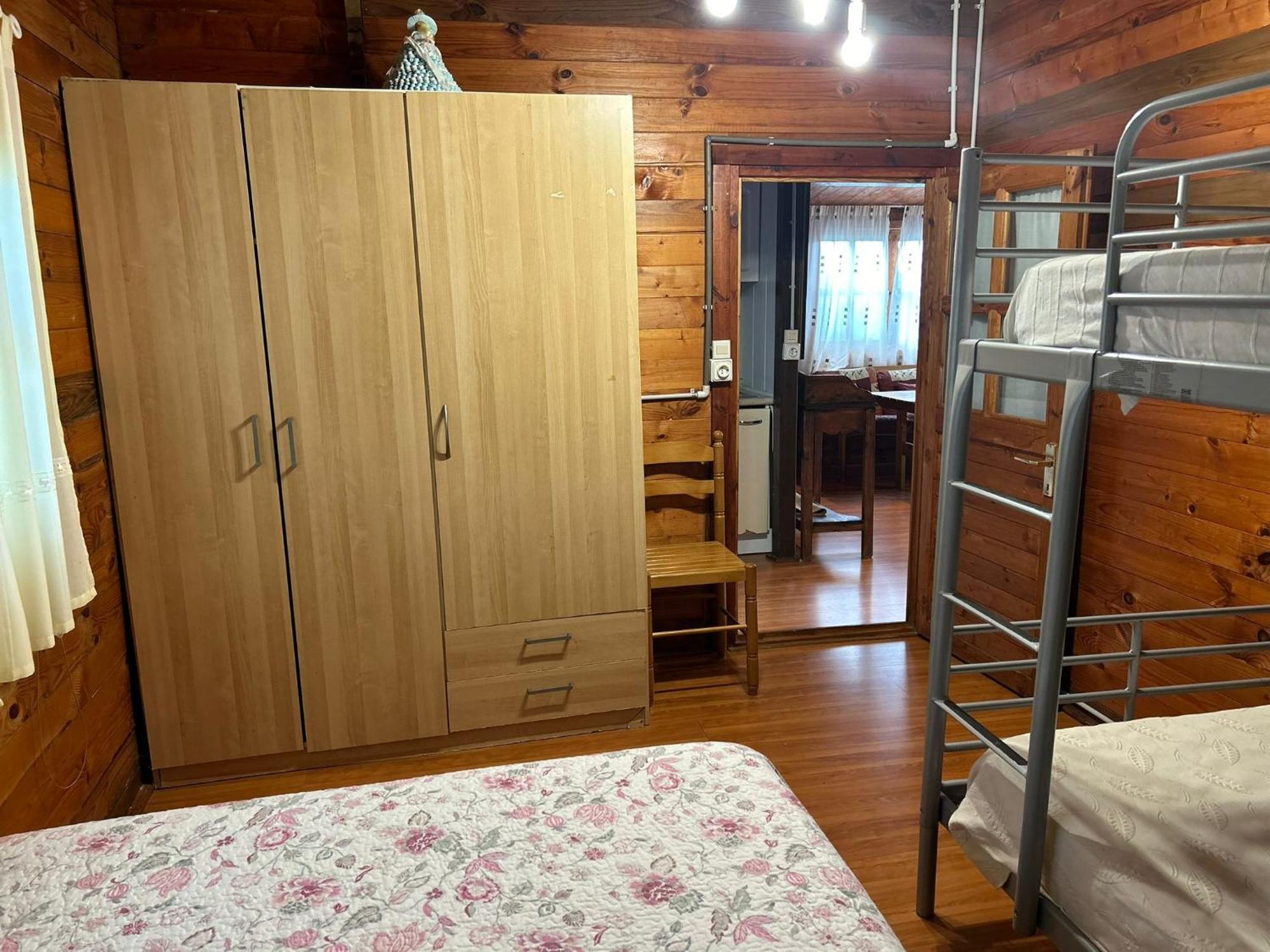 Camping A Grandella El Franco Phòng bức ảnh