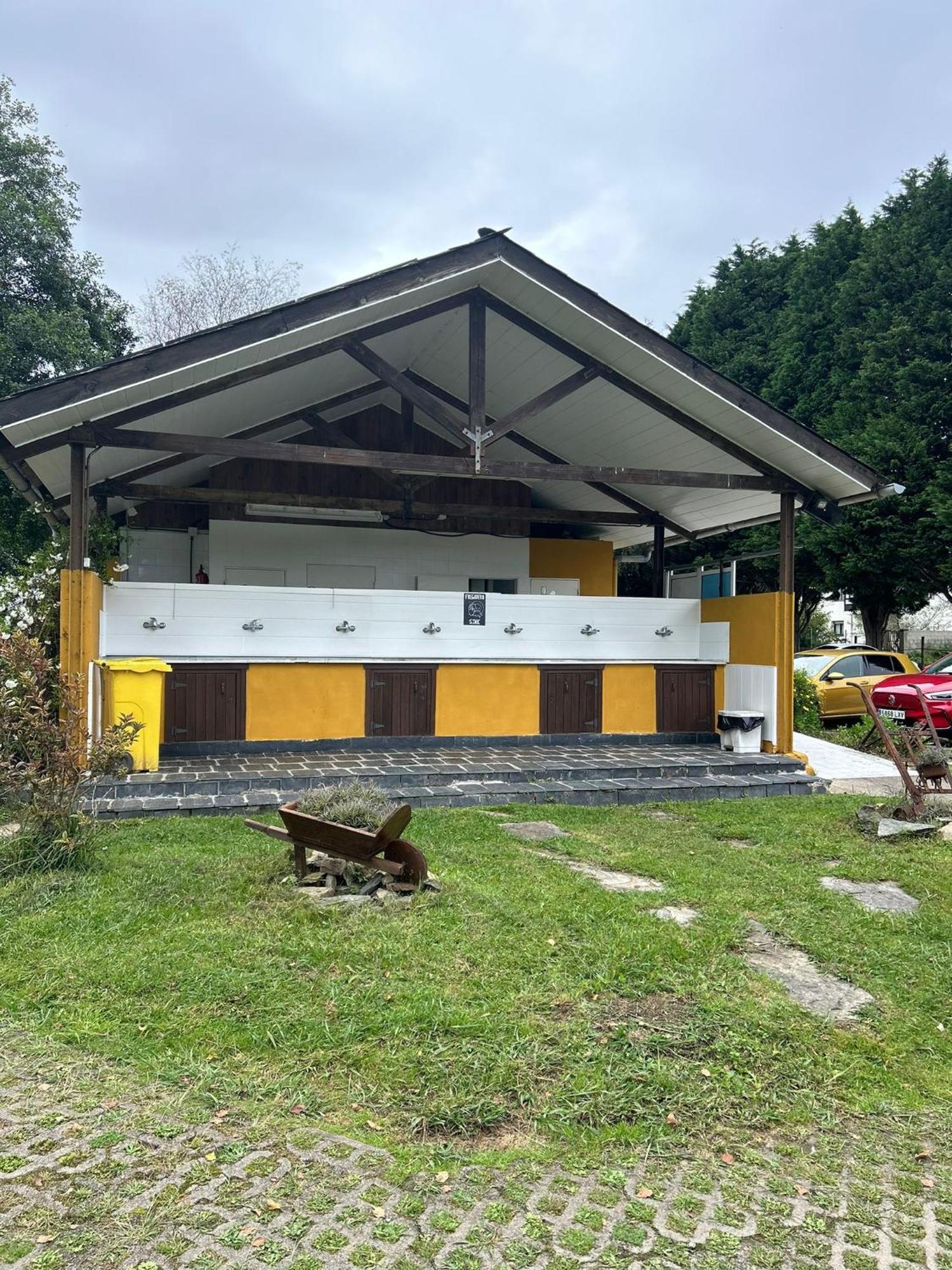 Camping A Grandella El Franco Ngoại thất bức ảnh